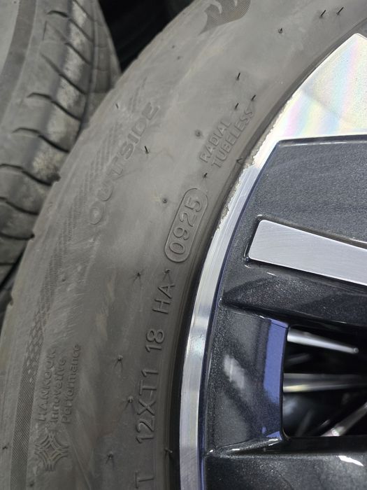 4 Броя 215/55/17 Hankook 2x5,8mm 2x4,8mm 25dot