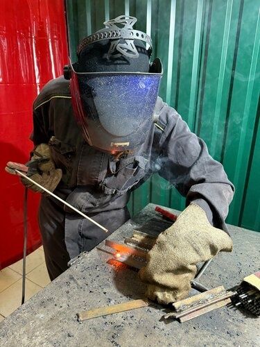 Сварка навесов металлоконструкций