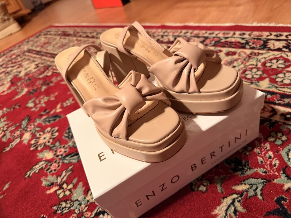 Sandale toc piele 39