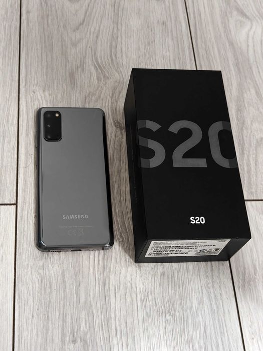 SAMSUNG S20 128 GB 8 RAM Arată foarte Bine La Cutie
