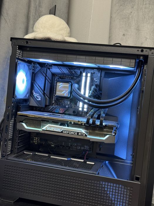 Компютър asus b-760f wifi gaming