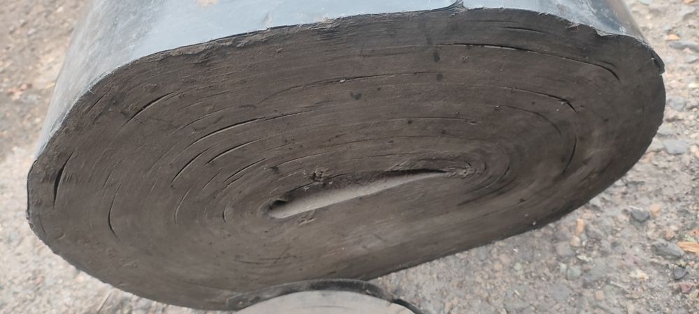 Липкая лента в рулоне