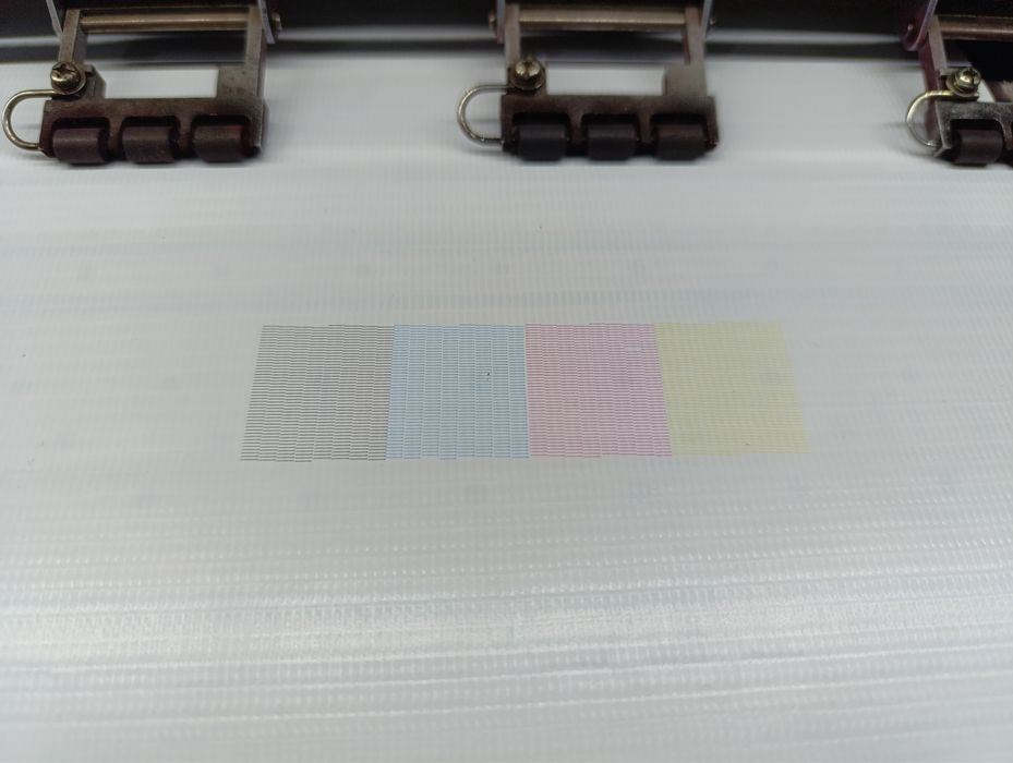 Продается широкоформатный принтер Locor