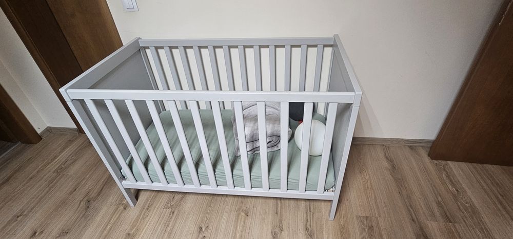 Бебешко креватче и матрак с размери 60×120