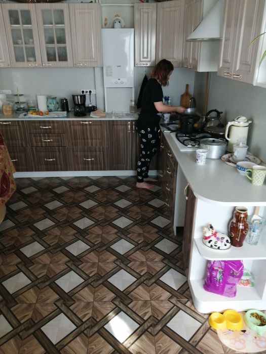 Девушки на подселение