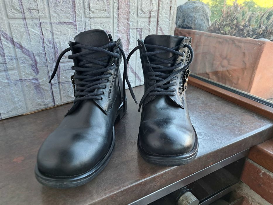 мъжки зимни обувки,боти,черни кубинки,ном43