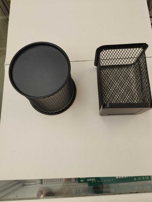 моливник метален - органайзер за бюро