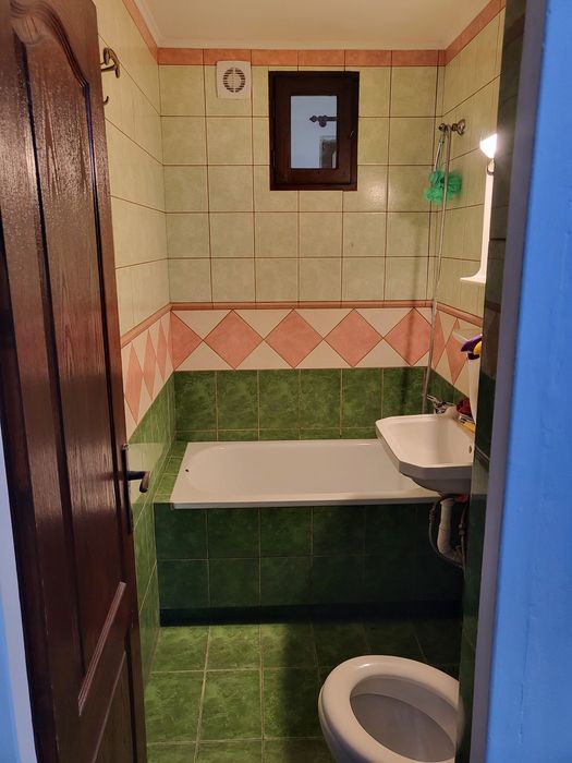 Inchiriez garsonieră