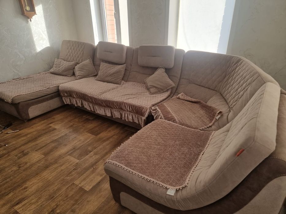Продам угловой диван в отличном состоянии