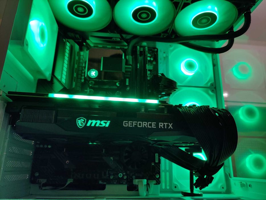 Геймърски компютър Ryzen 5900X 32GB RTX3080