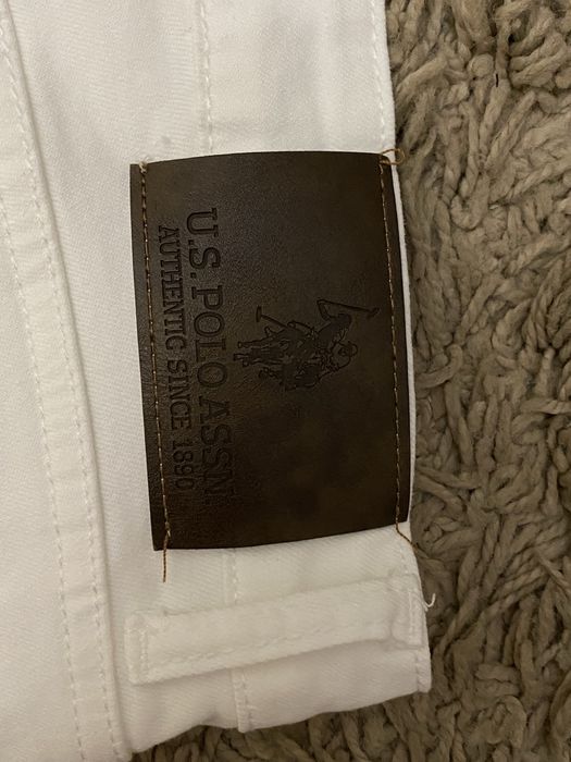 Новые белые джинсы US Polo Торга нет