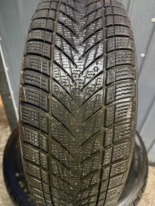 Anvelope NOI M+S Iarna 205 / 60 R16 GoodYear Ultra Grip