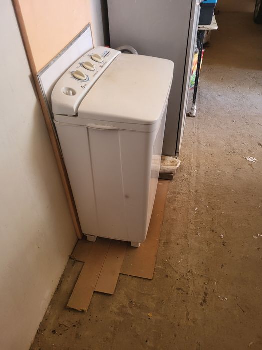 Стиральная машина полуавтомат