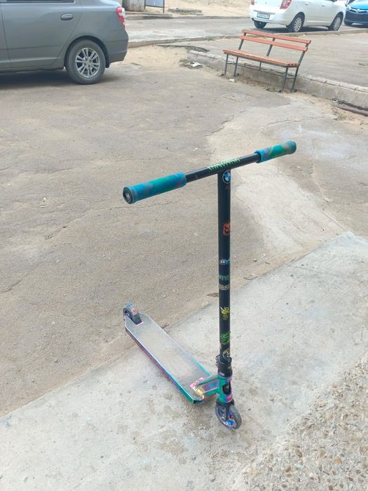 Самокат трюковой