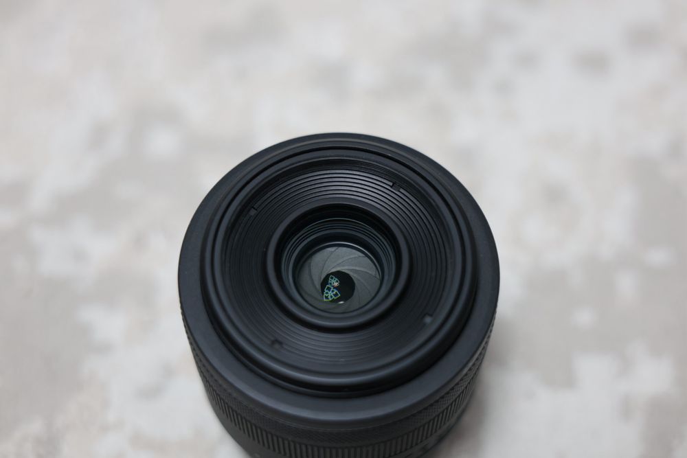 Canon 35 mm фикс