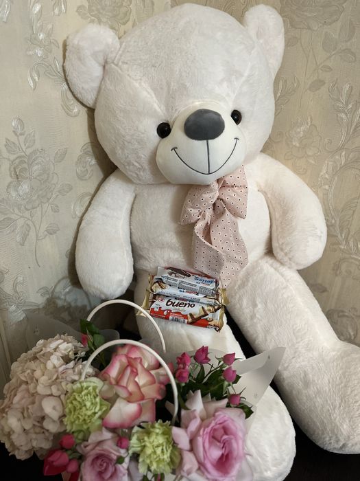 Плюшевая мишка(новый) цена 12.000 тг