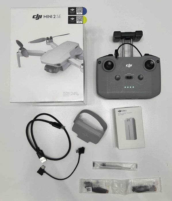 Dronă DJI Mini 2 SE, sigilată, asigurare Care Refresh + accesorii