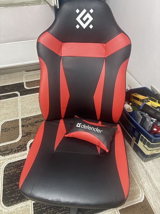 Игровое кресло черный