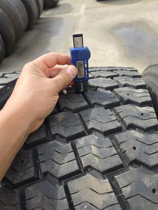 Anvelope de tractiune 295-80r22.5 On/Off