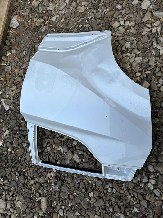 Ușă dreapta spate toyota chr.