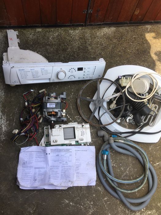 Пералня Hotpoint  ARISTON