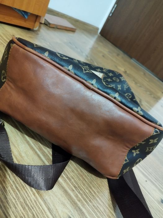 Ghiozdan Louis Vuitton