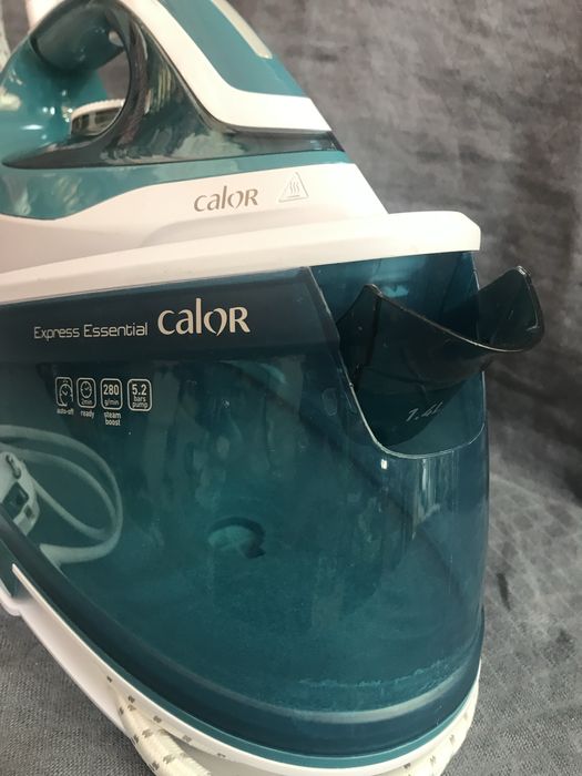 Парна ютия Calor Express Essential