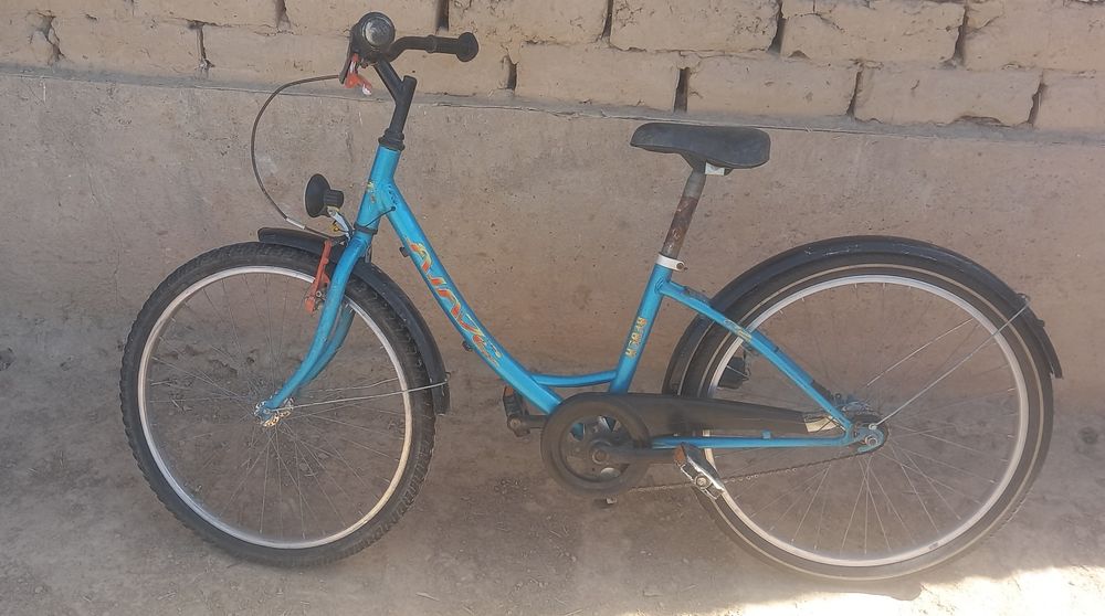 Germanski velosped sotiladi Razmer 24 Qismlari radnoy o'zini holatida