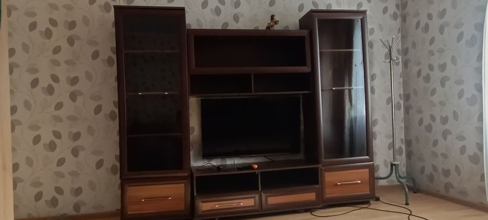 Шкаф для гостинной