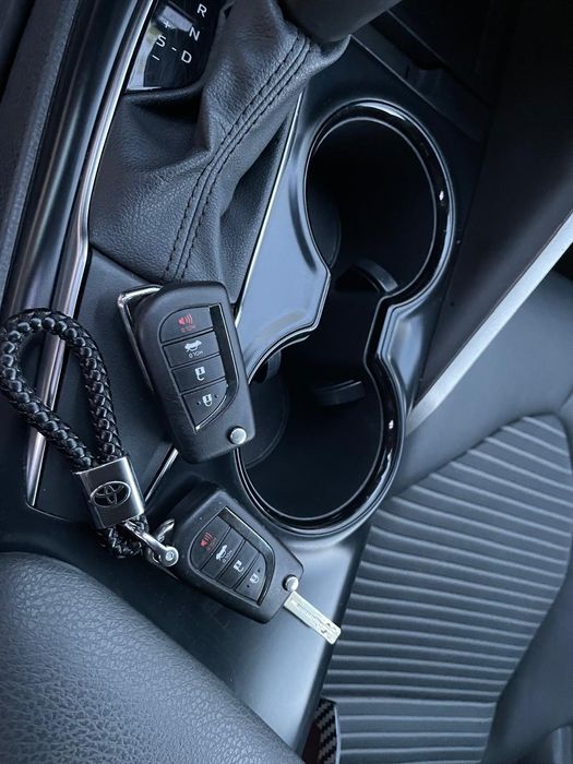 Продам авто тайота камри