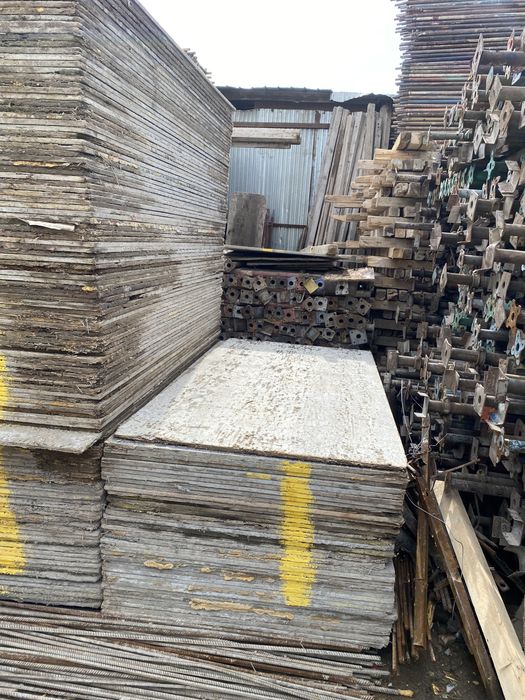 Фанера б/у Ламинированный !