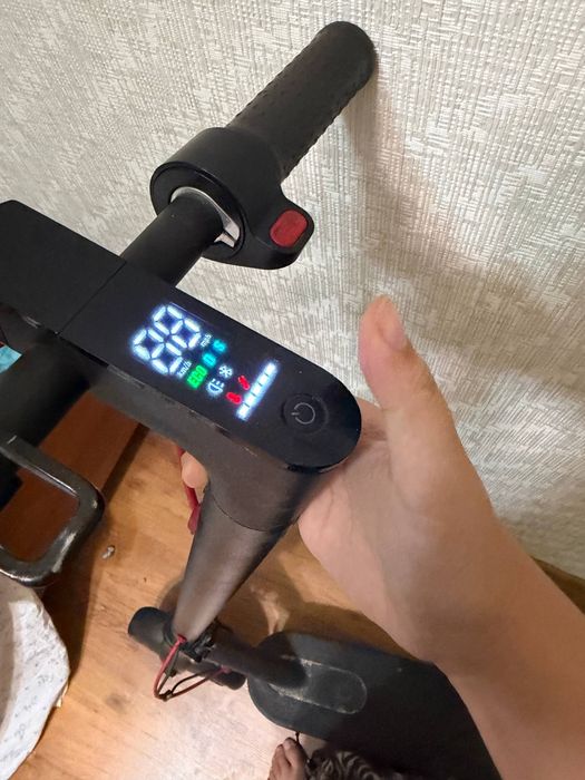 Xiaomi Mi Electric Scooter Pro (original)
