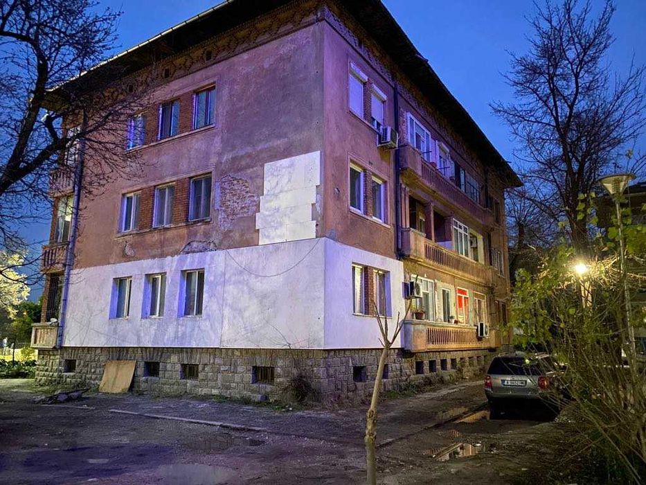 Дава се под наем Четиристаен апартамент в Пловдив, Старият град - 83 кв.м за 484.5 € - Снимка #12