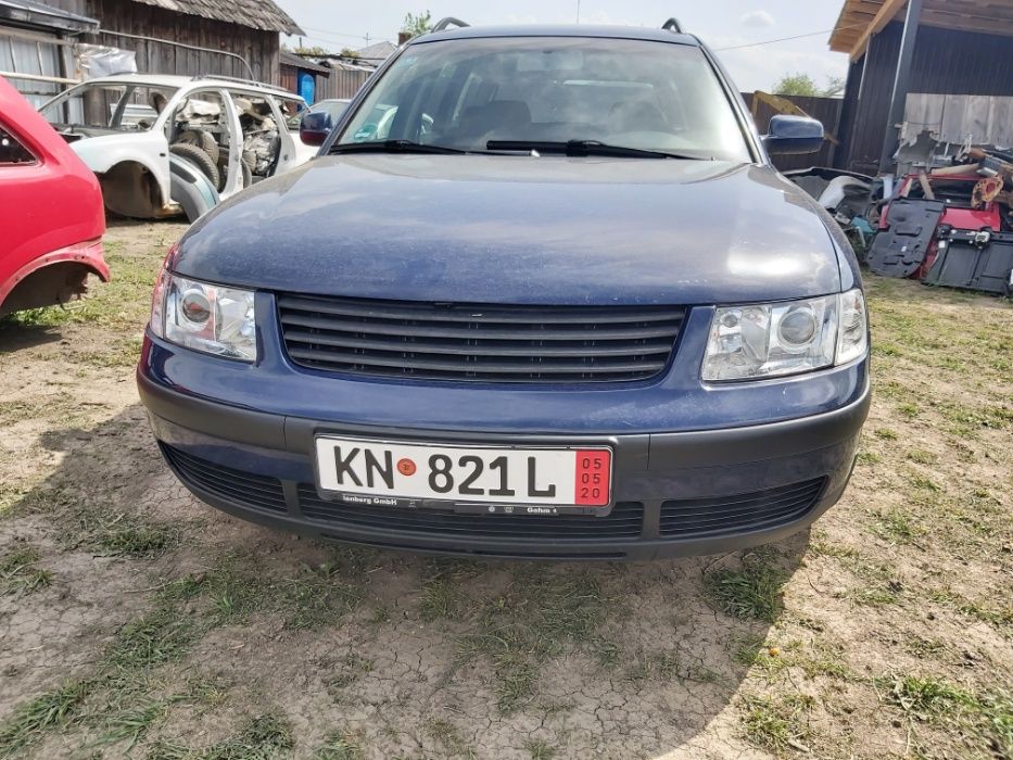 Portiere vw passat b5 albastru break cod culoare LA5E