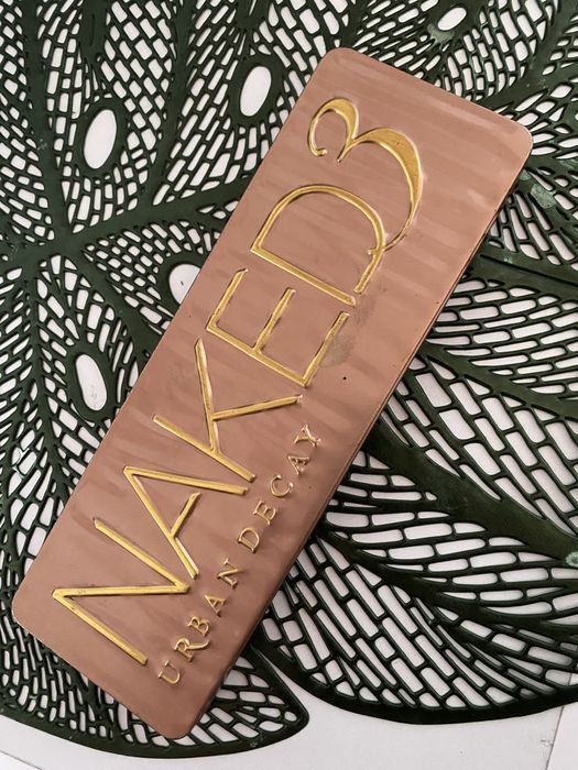 Paleta naked 3 calitate