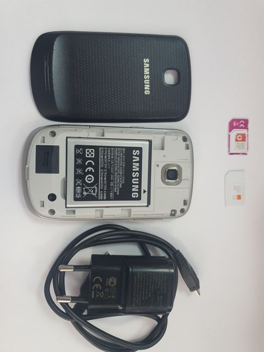 Telefon Samsung Mini S5570 LCD color necodat ca nou