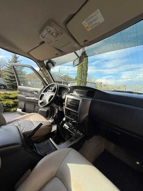 Nissan Patrol Y61- 2007- facelift - 2 usi 4X4