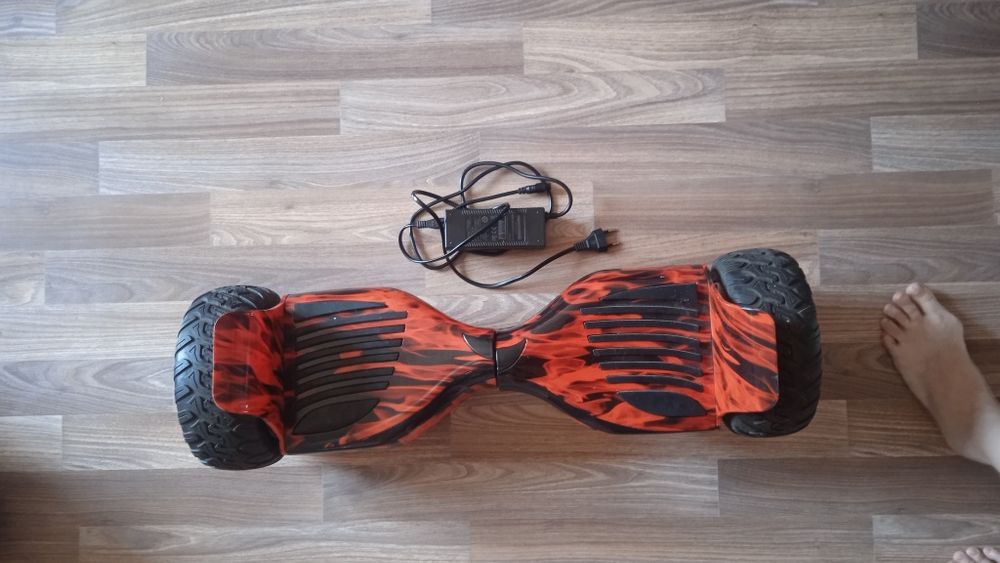 Продам новый гироскутер.