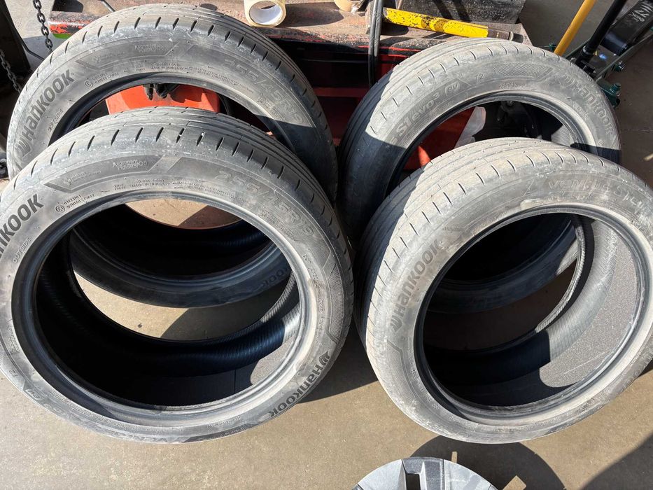 Гуми летни Hankook Ventus S1 evo3 ev 255/45/19 DOT 0224
