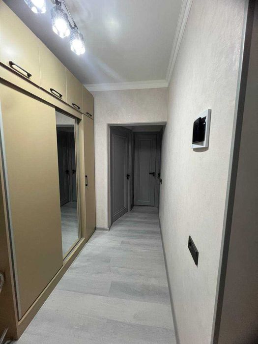 Чилонзор 16-квартал кизларга HI-TECH квартира без маклер метрога якин