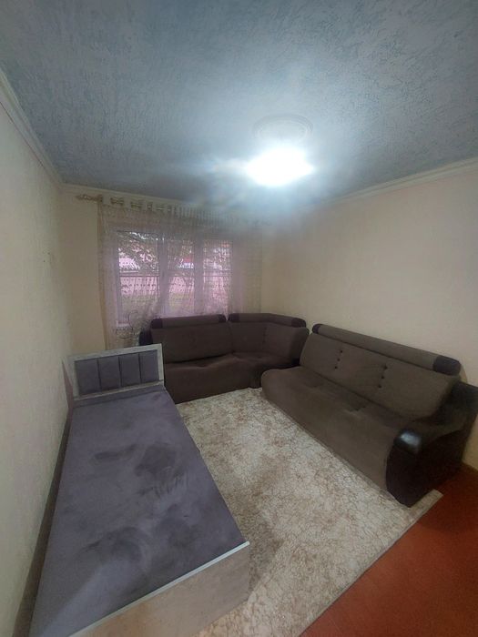 Продается диван уголок в хорошем состояни