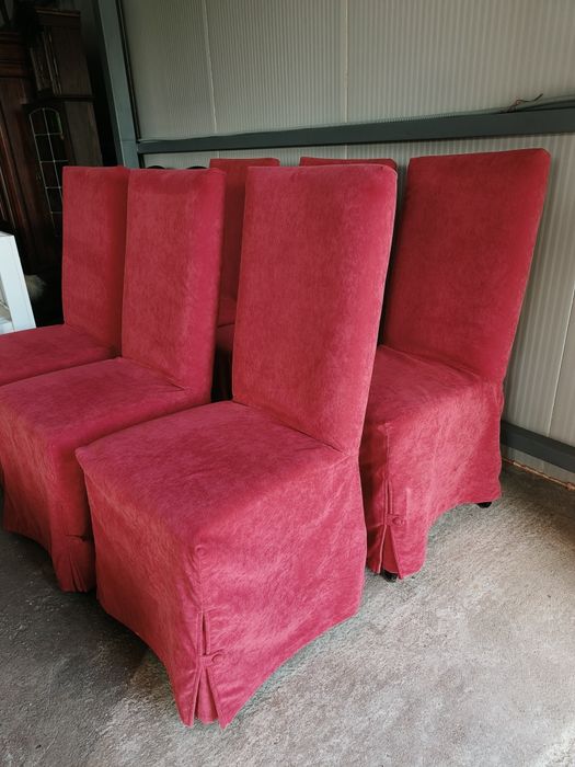 Шест трапезни стола с дамаска