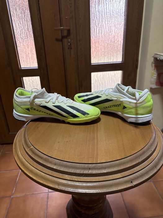 Vand Adidasi Sintetic 37 1/3