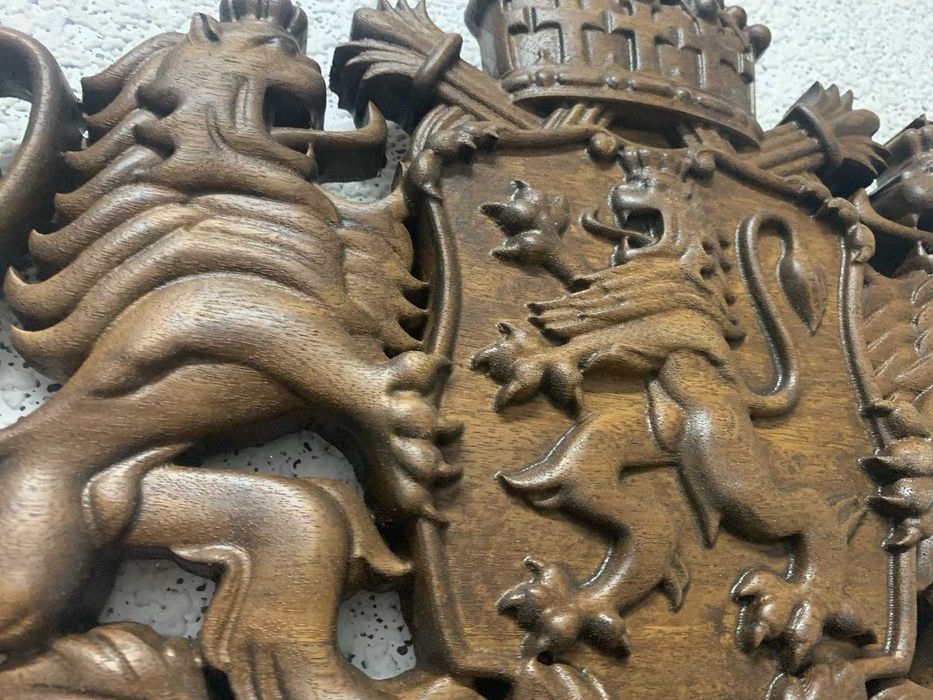 Дърворезба "Герб на РБългария"