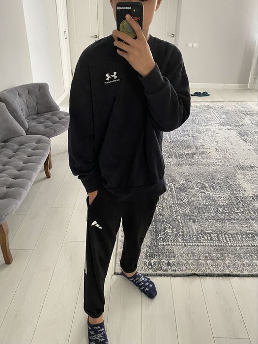 Under armour лонгслив