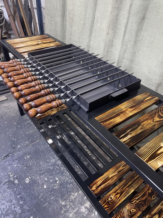 Мангал/гриль/мангал со столом