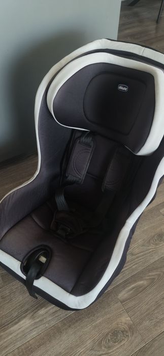 Столче за кола Chicco Go One 9-18 кг