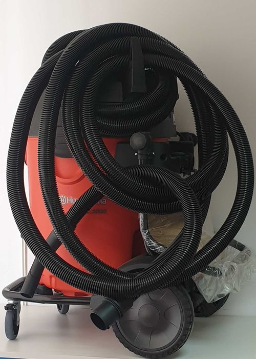 Пылесос промышленный Husqvarna DC 3000