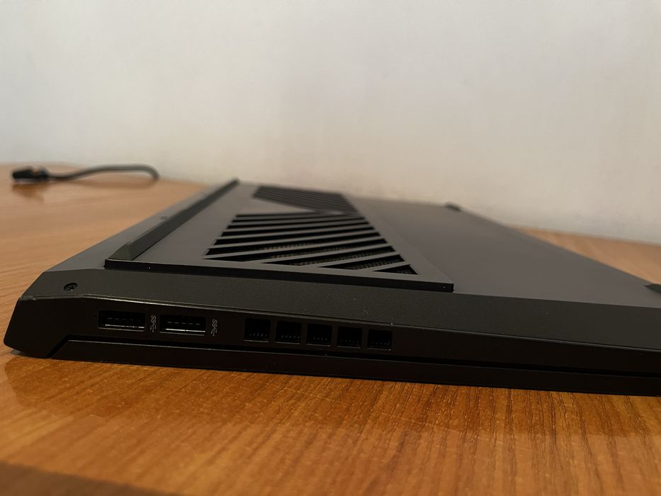 ноутбук Hp vitus 16-e