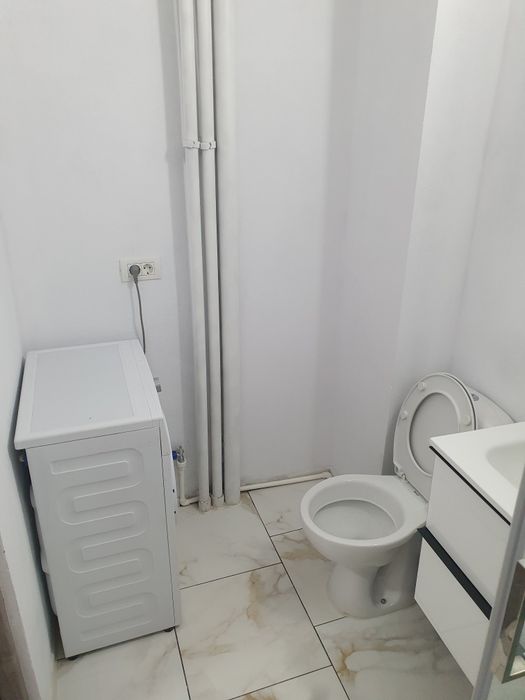 Vand apartament 2 camere decomandat